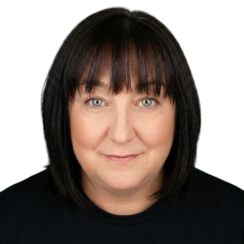 Lisa - Office Manager
